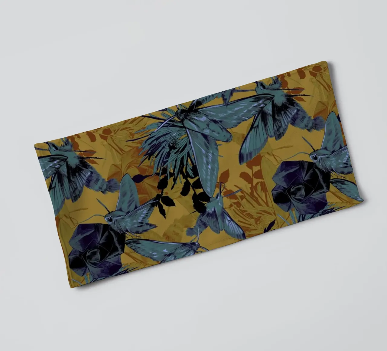 Heteroceras towel by La Scarlatte