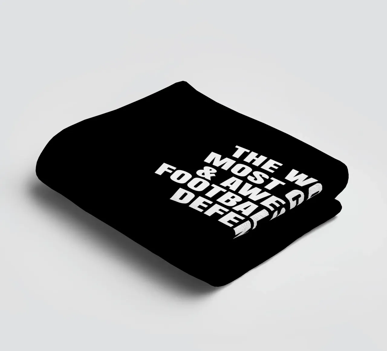 World's most coolest and awesome football team defender asciugamano da bagno da happieeagle