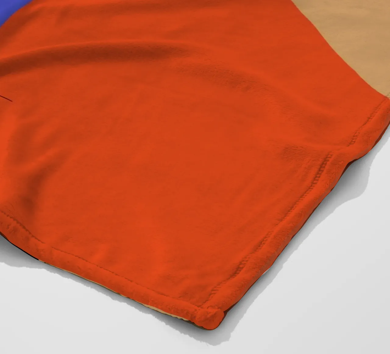 Golden Reverberation coperta in pile da Mike Leymi