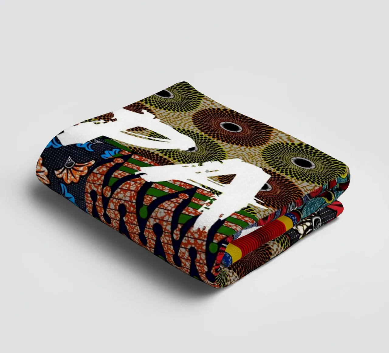 Paris towel by Mathudace Créas