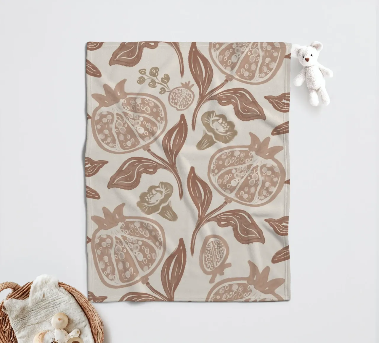 Pomegranates Pattern - Mocha Mousse coperta in pile da anisillustration