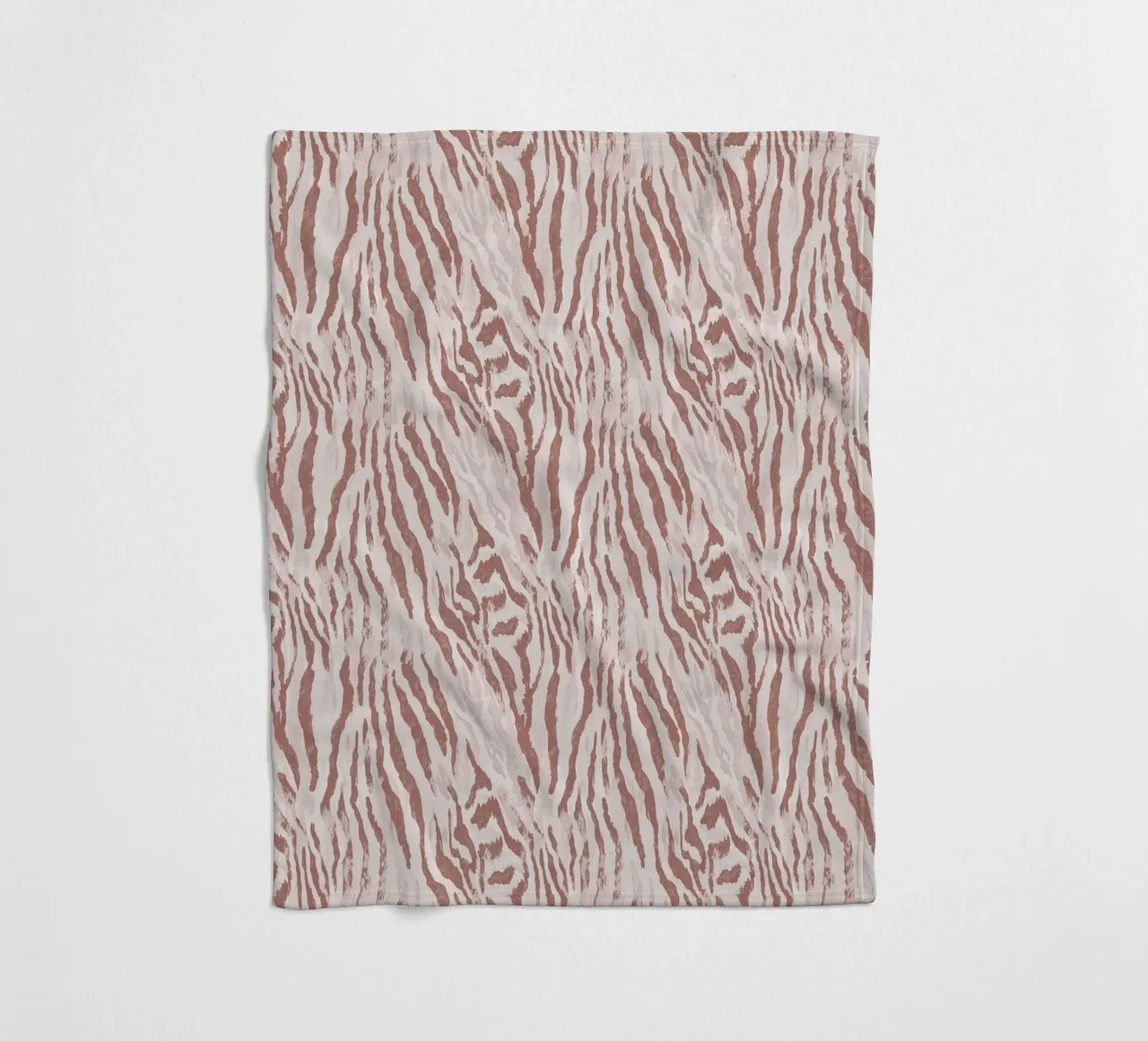 Zebra tijger dierenprint in mokka mousse bruin Boho Chic Y2K fleecedeken van Gentle Echoes Art