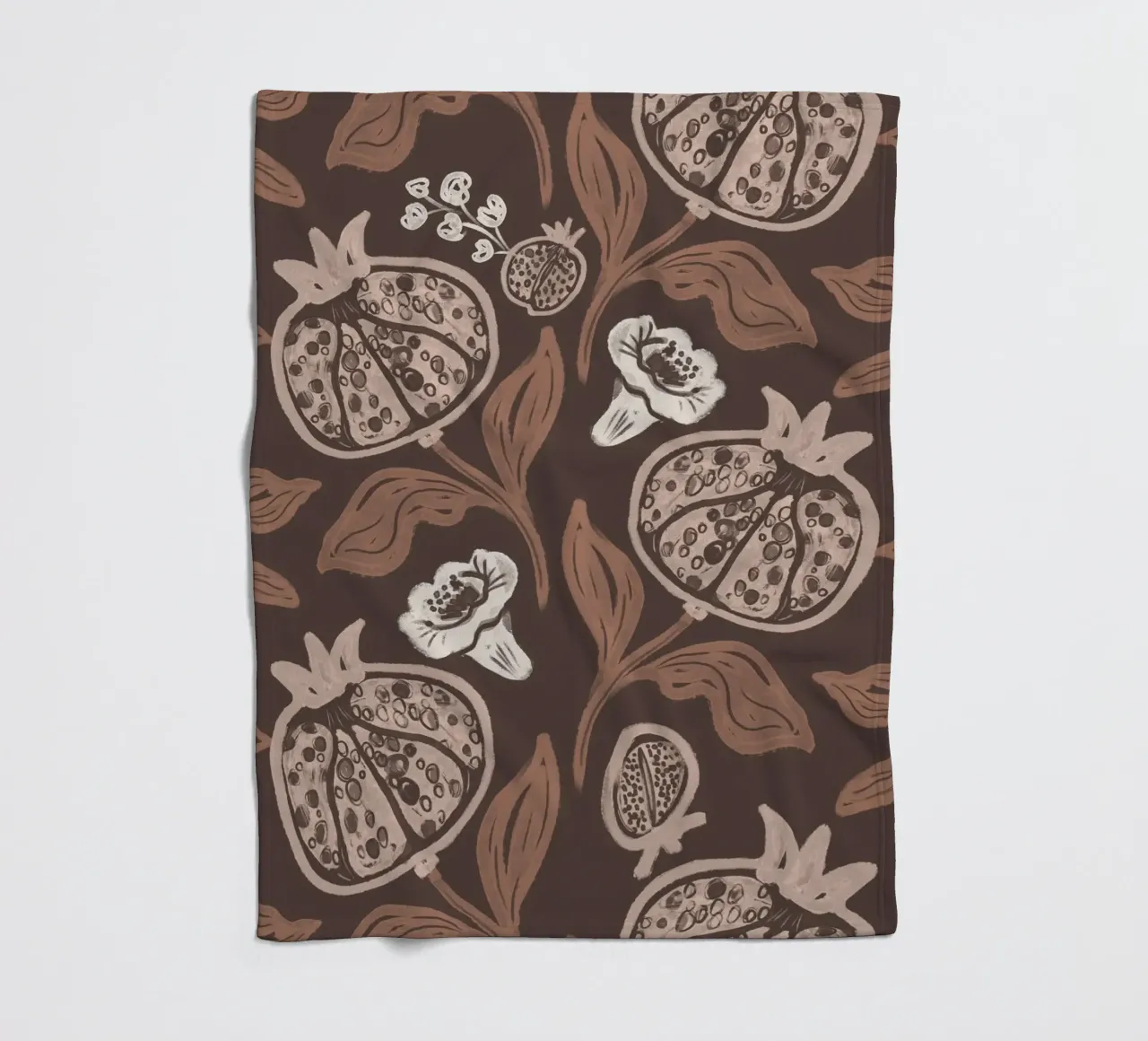 Pomegranates Pattern - Dark Mocha Mousse coperta in pile da anisillustration