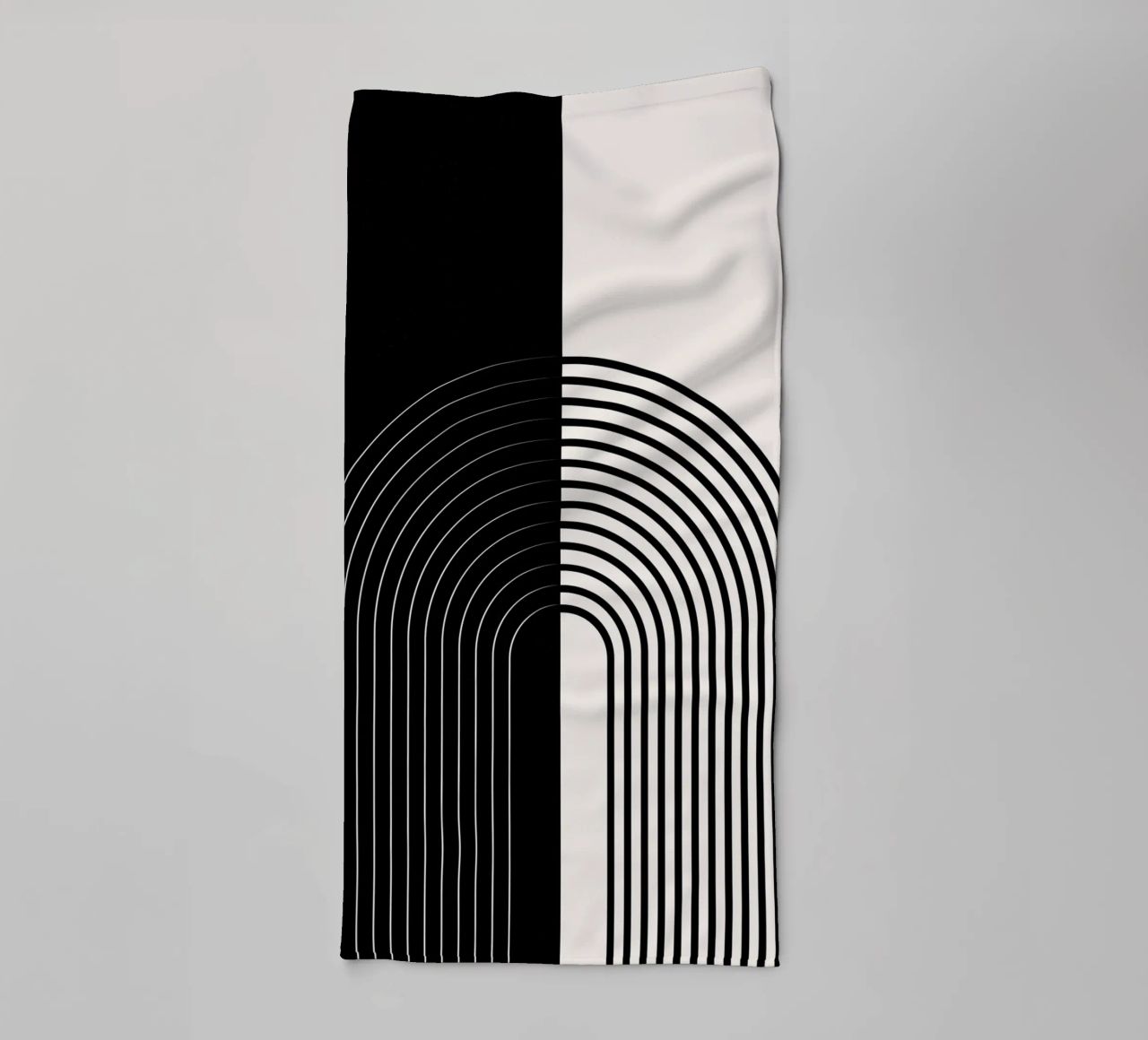 Art linéaire minimaliste - noir & blanc serviette de bain de Whole©