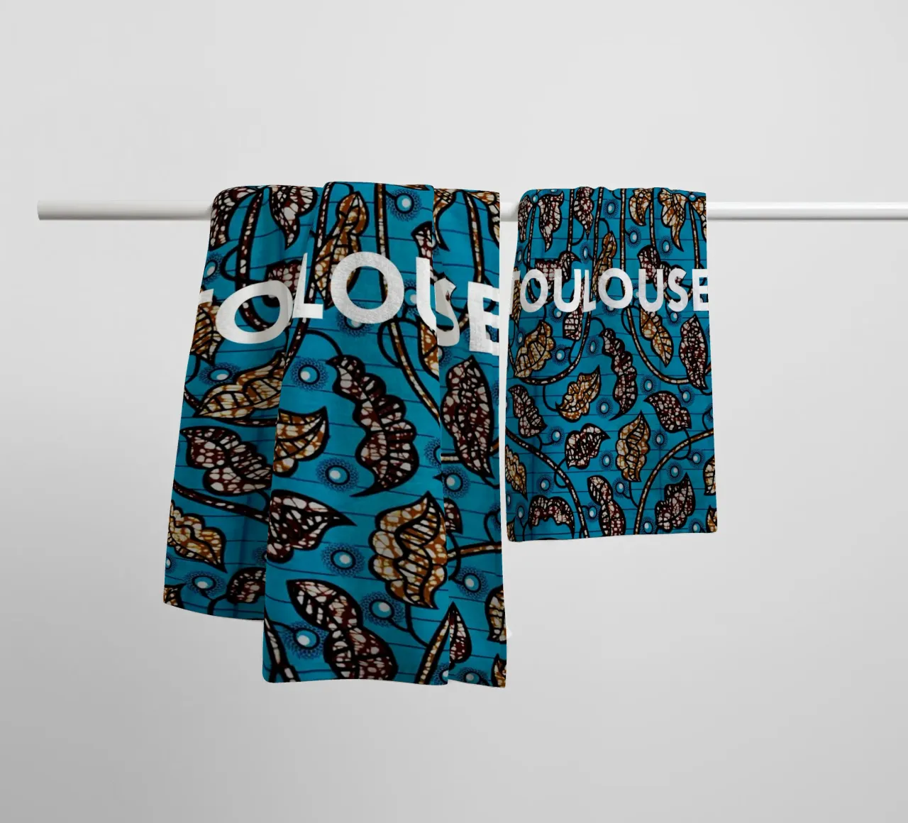 Toulouse towel by Mathudace Créas