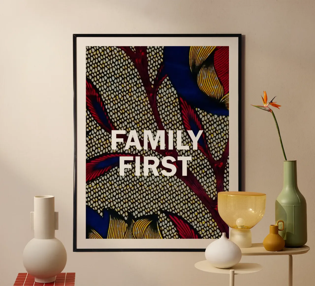 Family first poster van Mathudace Créas