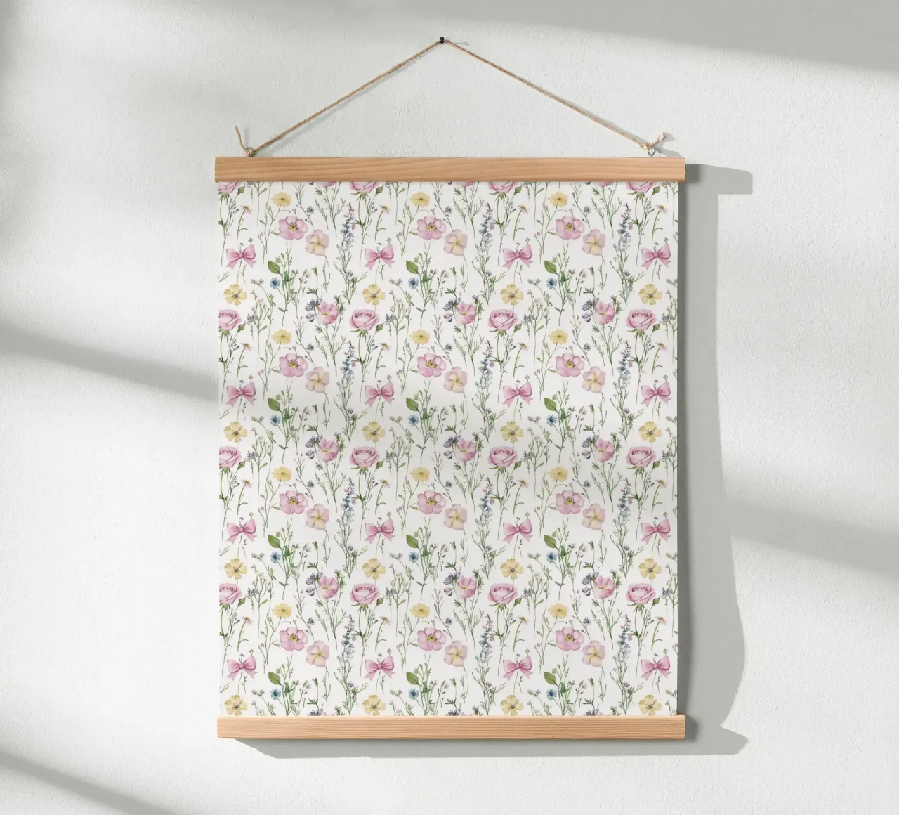 Fiore di primavera Rosa Archi Rose Vintage Botanico Boho Floreale poster con telaio in legno da Gentle Echoes Art