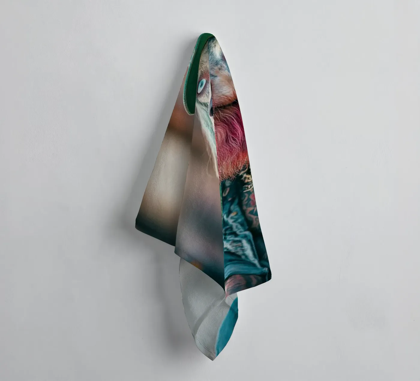 Mick towel by Affiches Chien Originales – Dogland