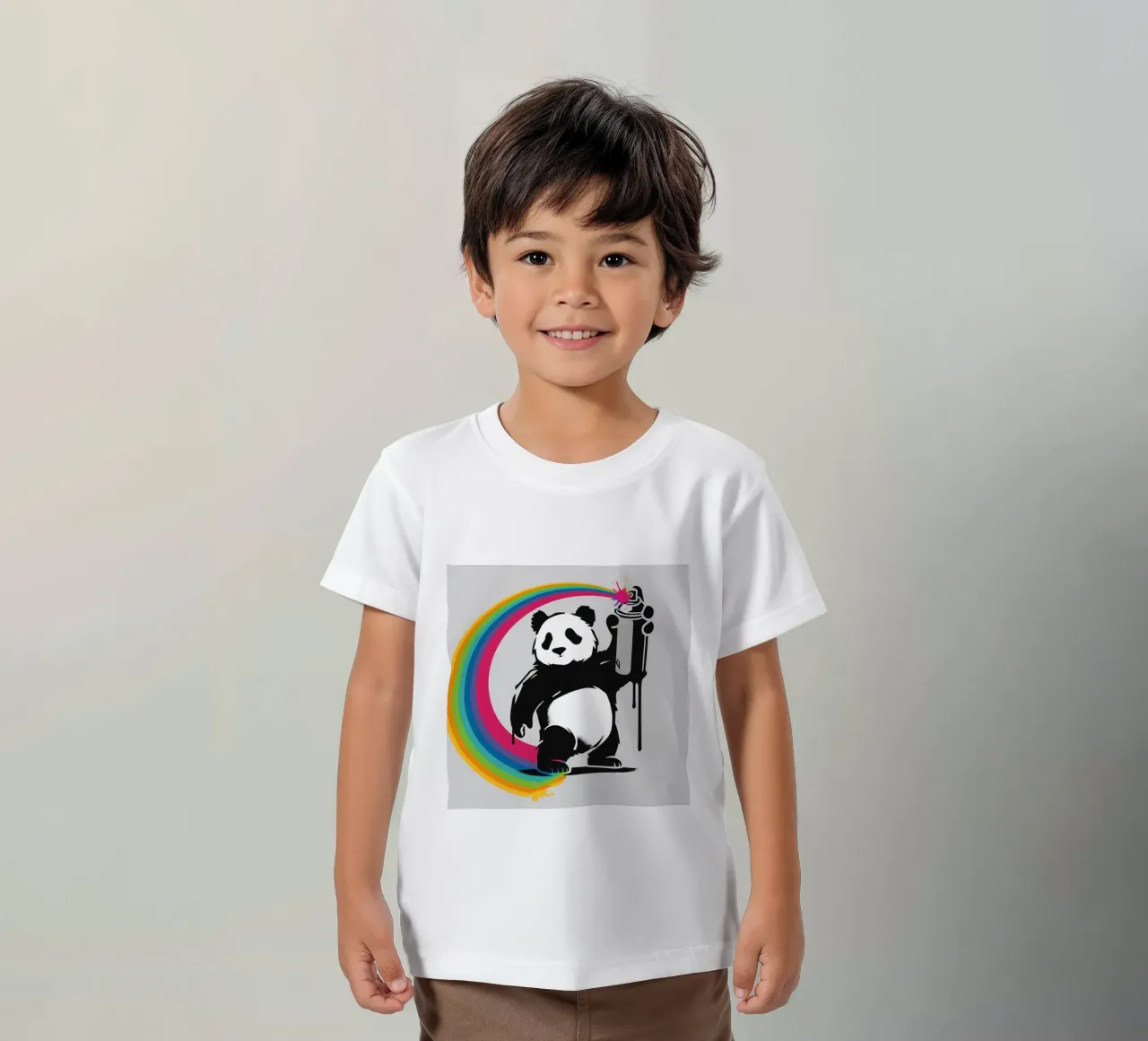 Panda creativo con graffiti arcobaleno t-shirt bambini da namosh