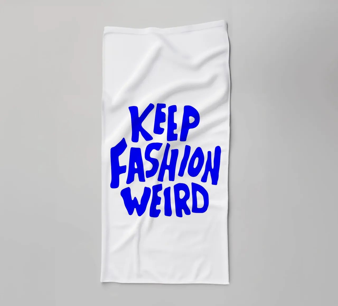La mode doit rester bizarre, citation de déclaration de motivation serviette de bain de The True Type