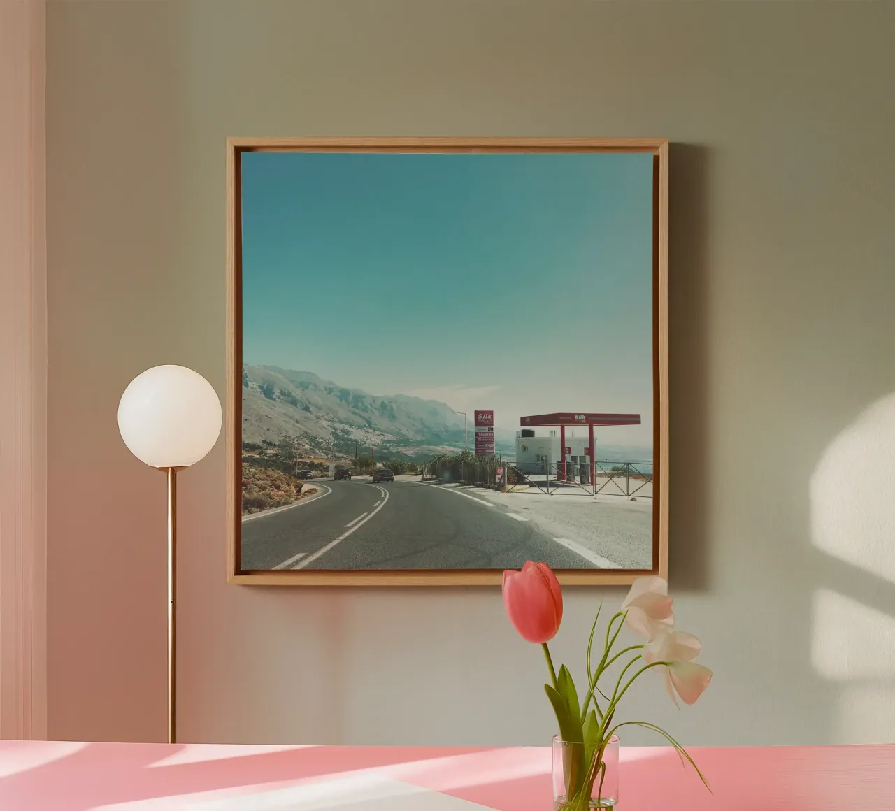 Stazione di servizio tela con Cornice a cassetta da Cassia Beck Photography
