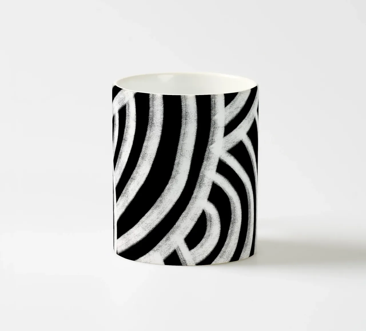 Line study II - black tazza in ceramica da BAINAI