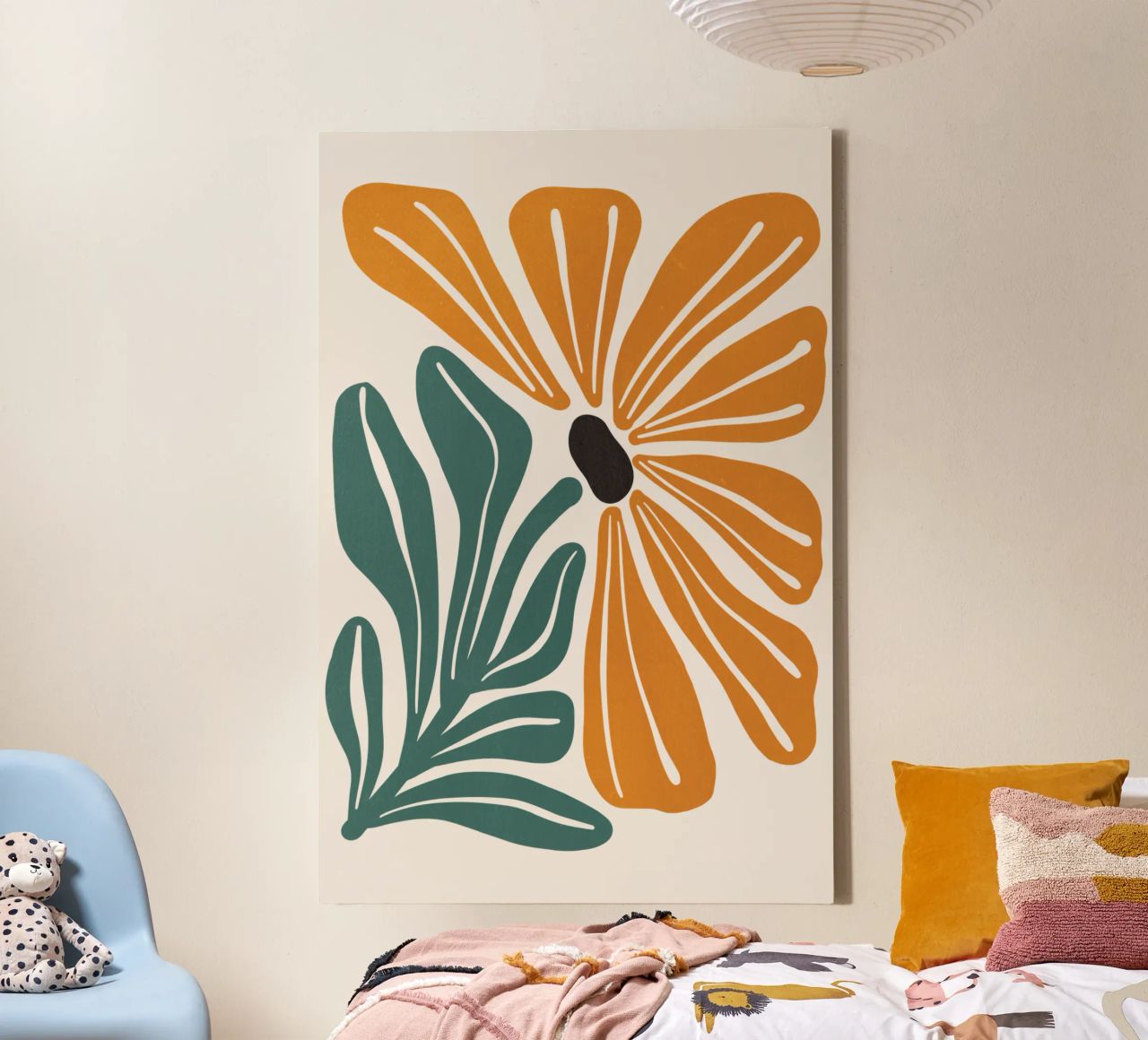Retro Floral Wall Art Print, Abstract Orange Flower Artwork Leinwand von Studio Mooodz
