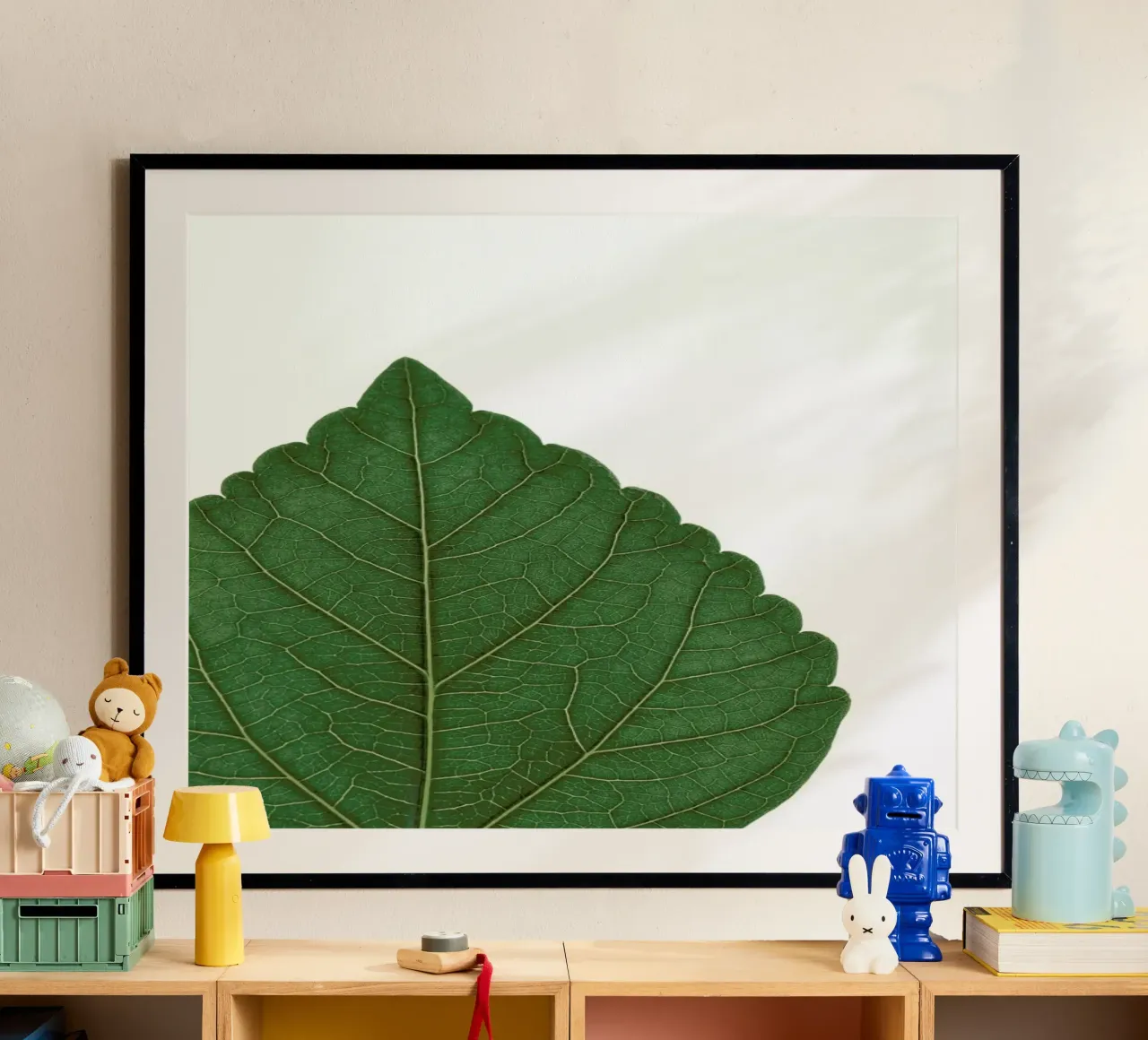 And Closer... poster da Studio Nahili