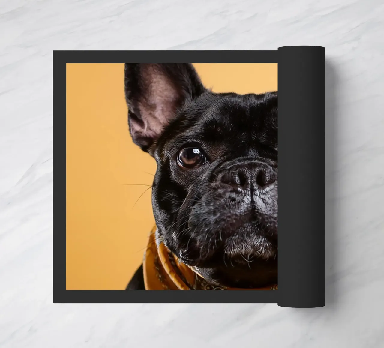Chien d'arrêt à la mode dans un bandana jaune | Art canin moderne paillasson de FlexiDesignsByK
