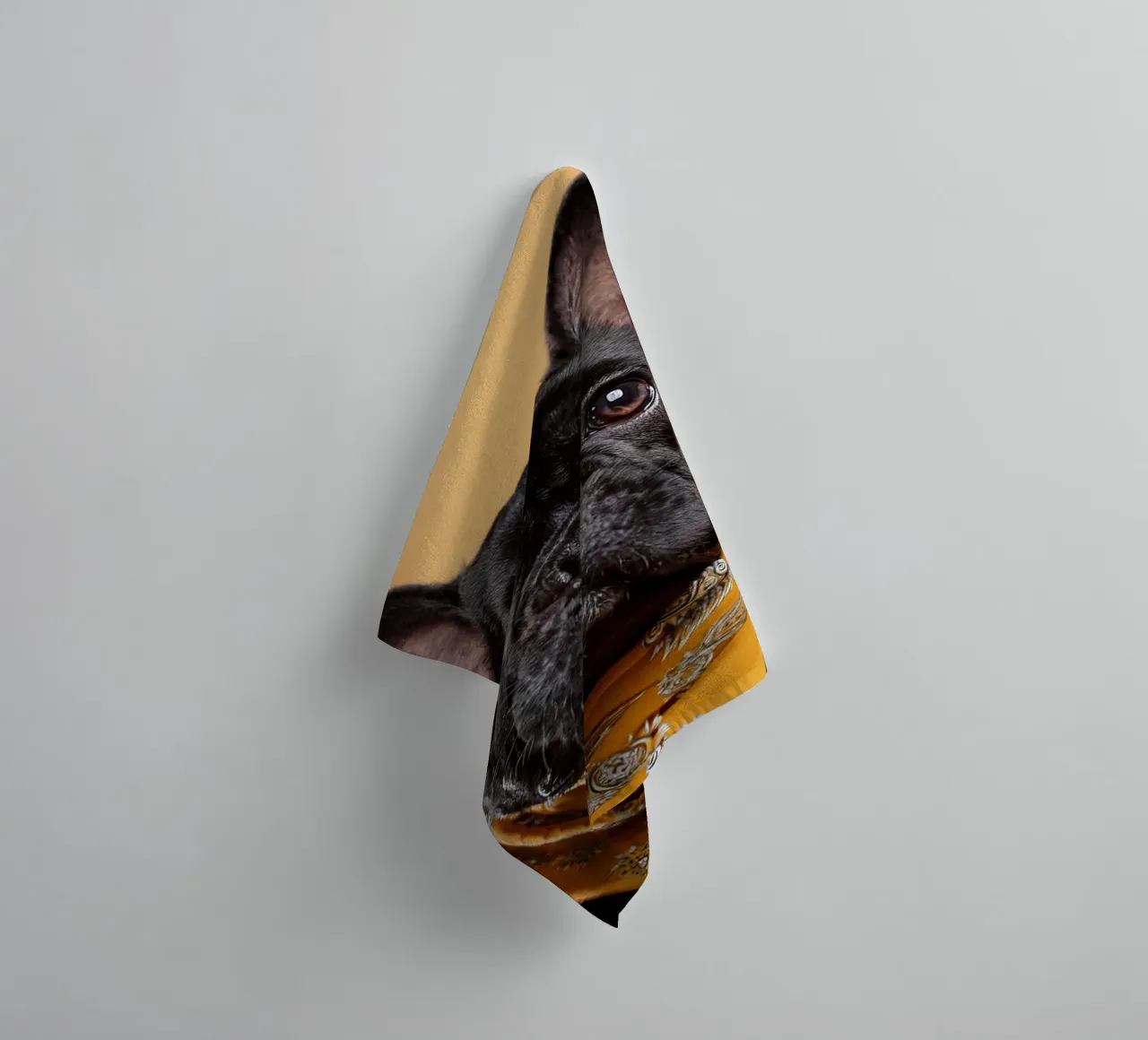 Chien d'arrêt à la mode dans un bandana jaune | Art canin moderne serviette de bain de FlexiDesignsByK