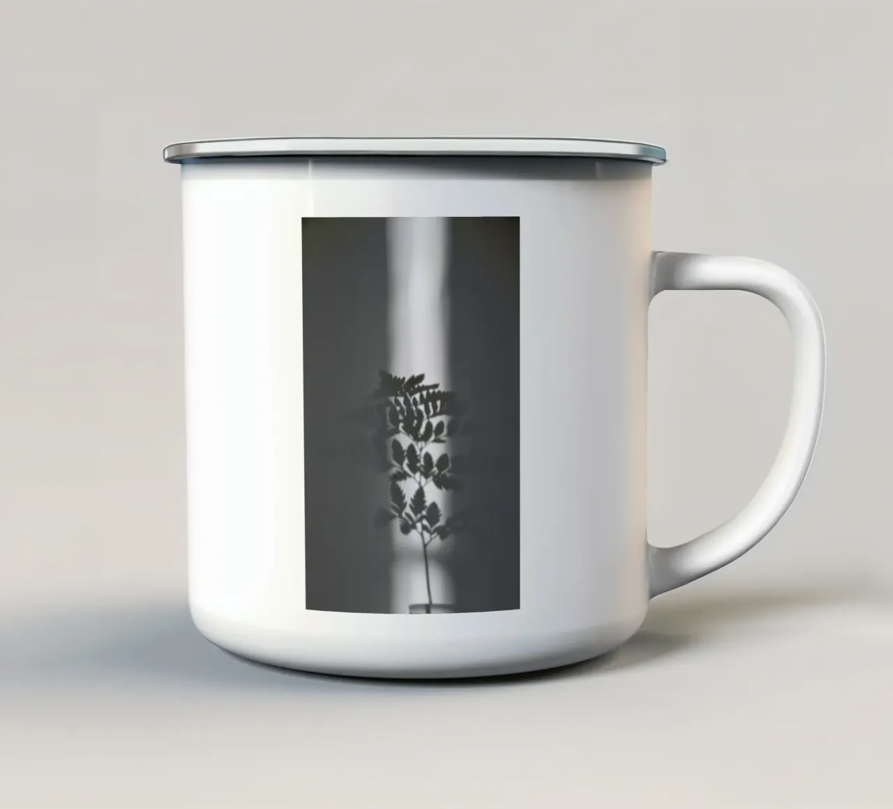 Ray Of Sunlight tazza in smalto da Studio Nahili