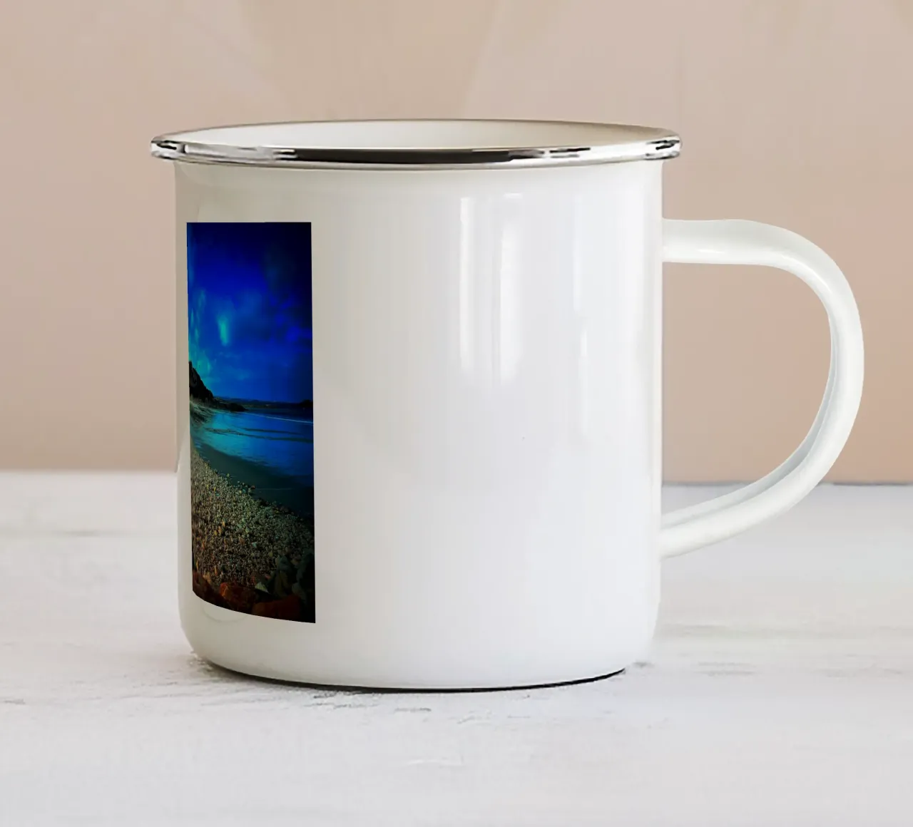 FAA139 tazza in smalto da Thierry vobmann photography