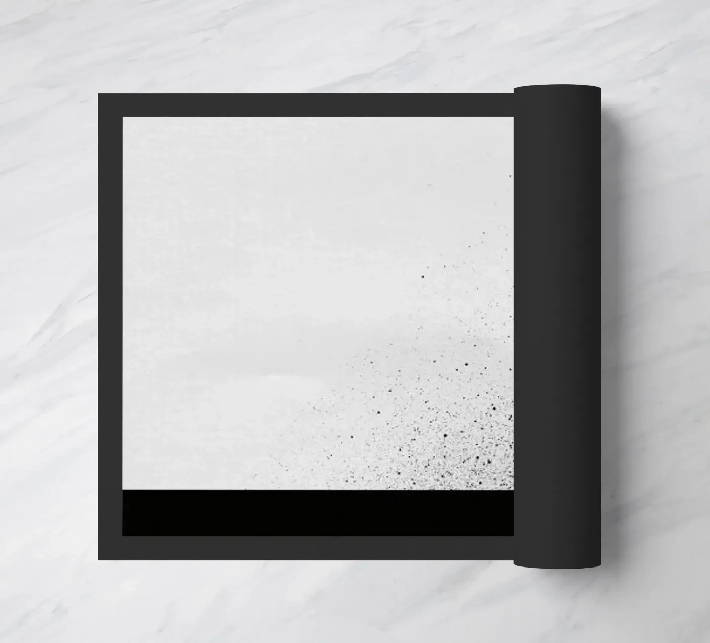 Black 00 deurmat van STUDIO LEEMO