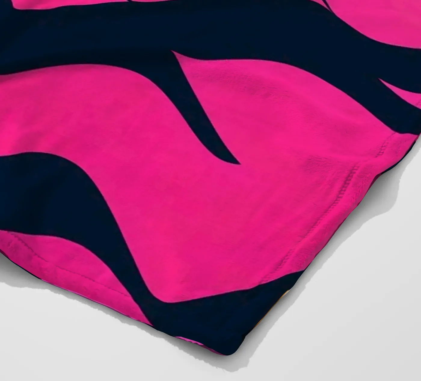 Flex - Serial 77 fleece blanket by Atelier-88