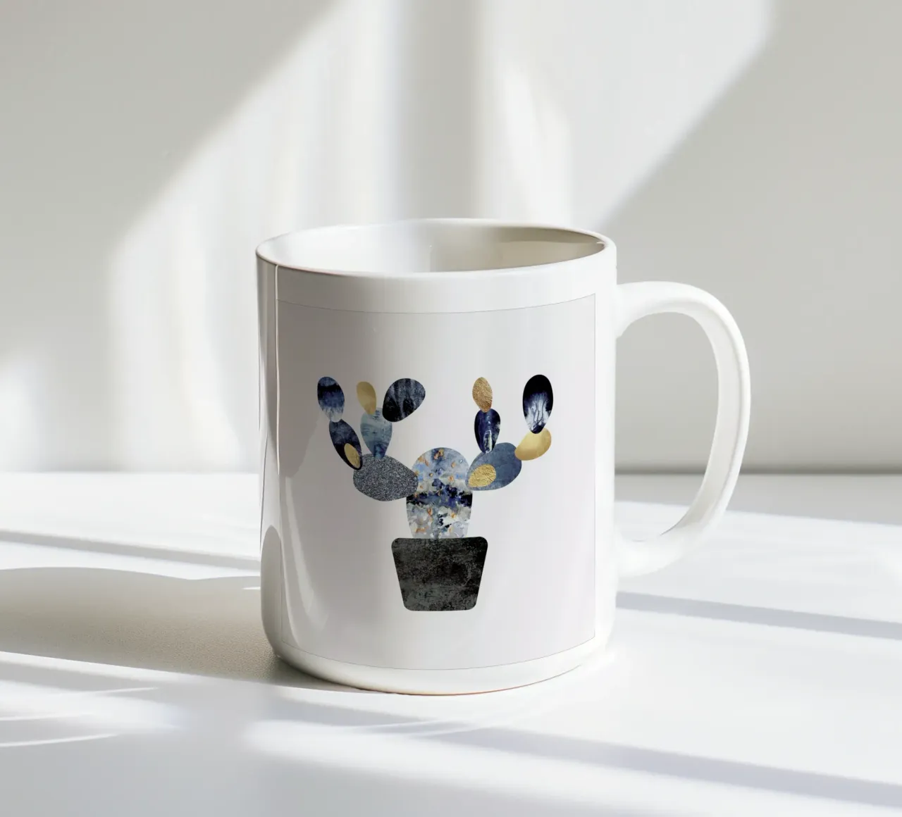 Blue and Gold Cactus tazza in ceramica da Elisabeth Fredriksson