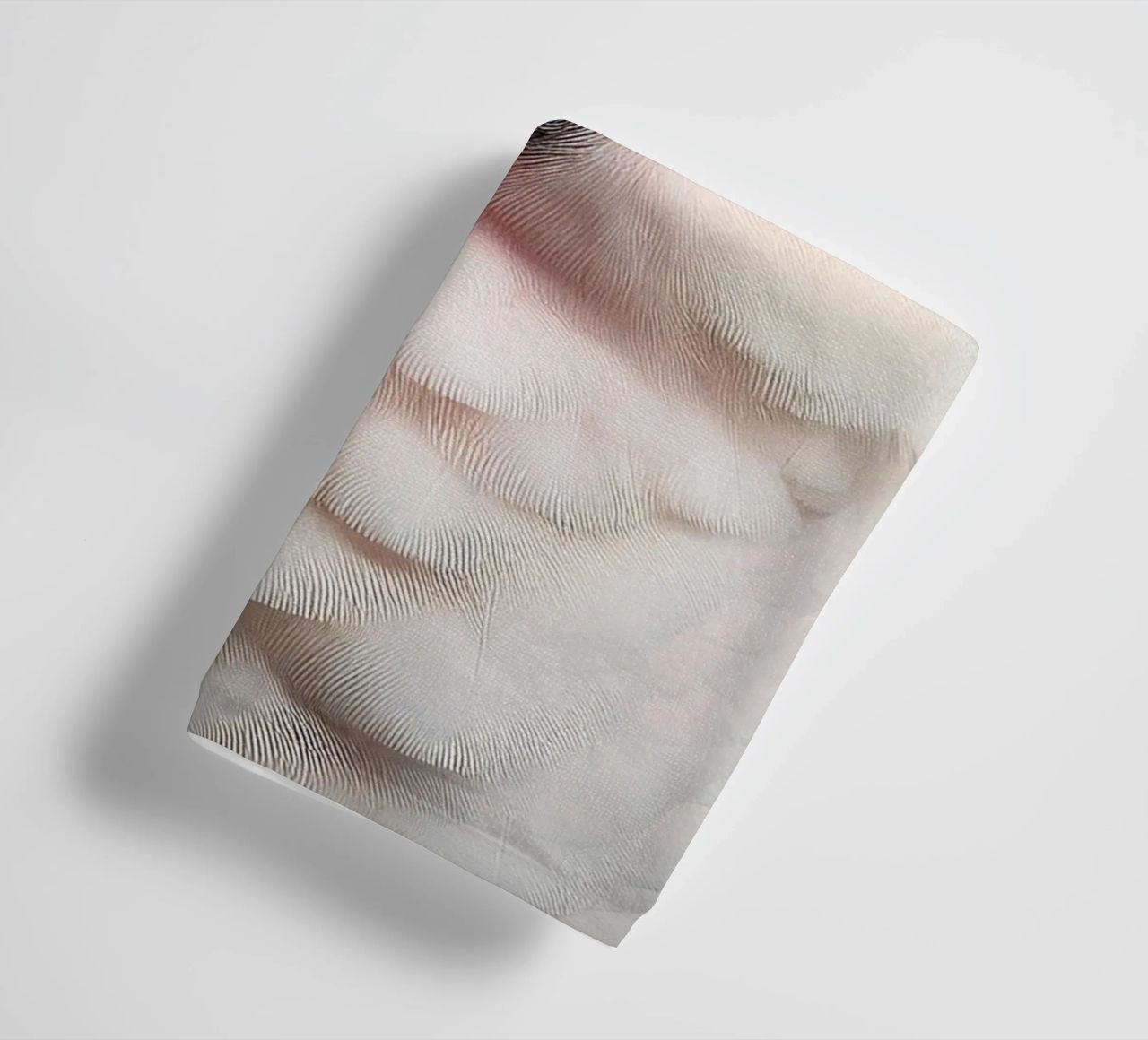 Elegante loro blanco con toalla rosa | Elegante arte de pared de aves toalla de baño de FlexiDesignsByK