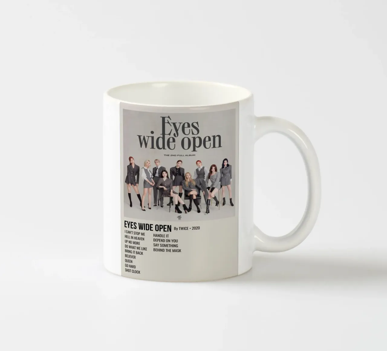 EYES WIDE OPEN BY TWICE - 2020 Keramik Tasse von SoundStudio