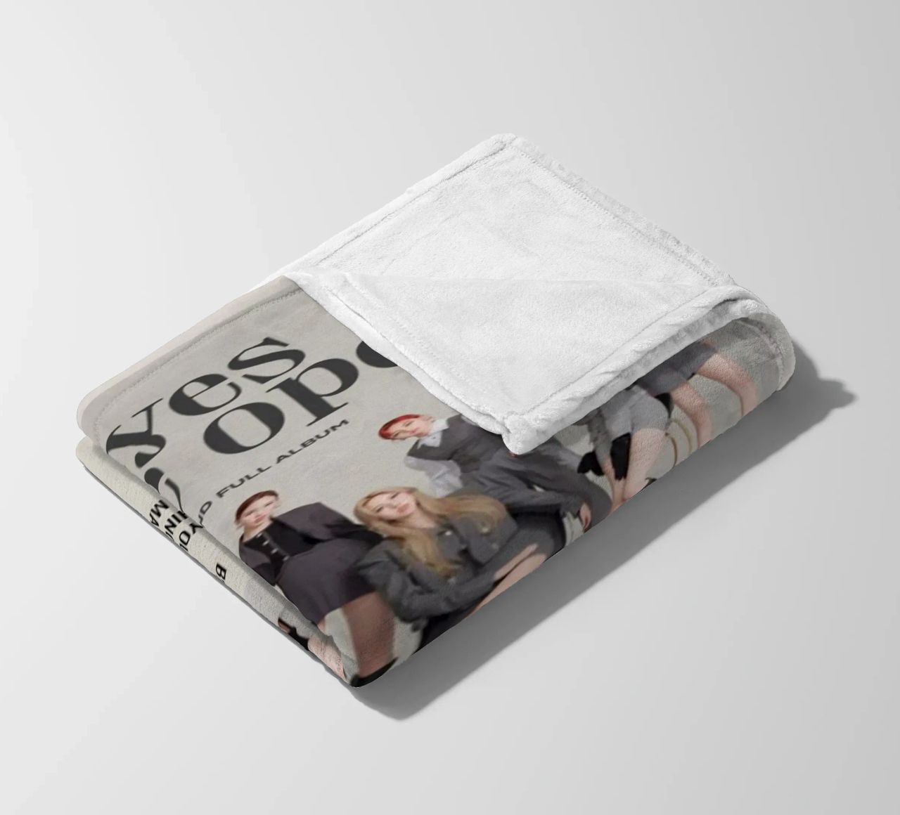 EYES WIDE OPEN BY TWICE - 2020 coperta in pile da SoundStudio