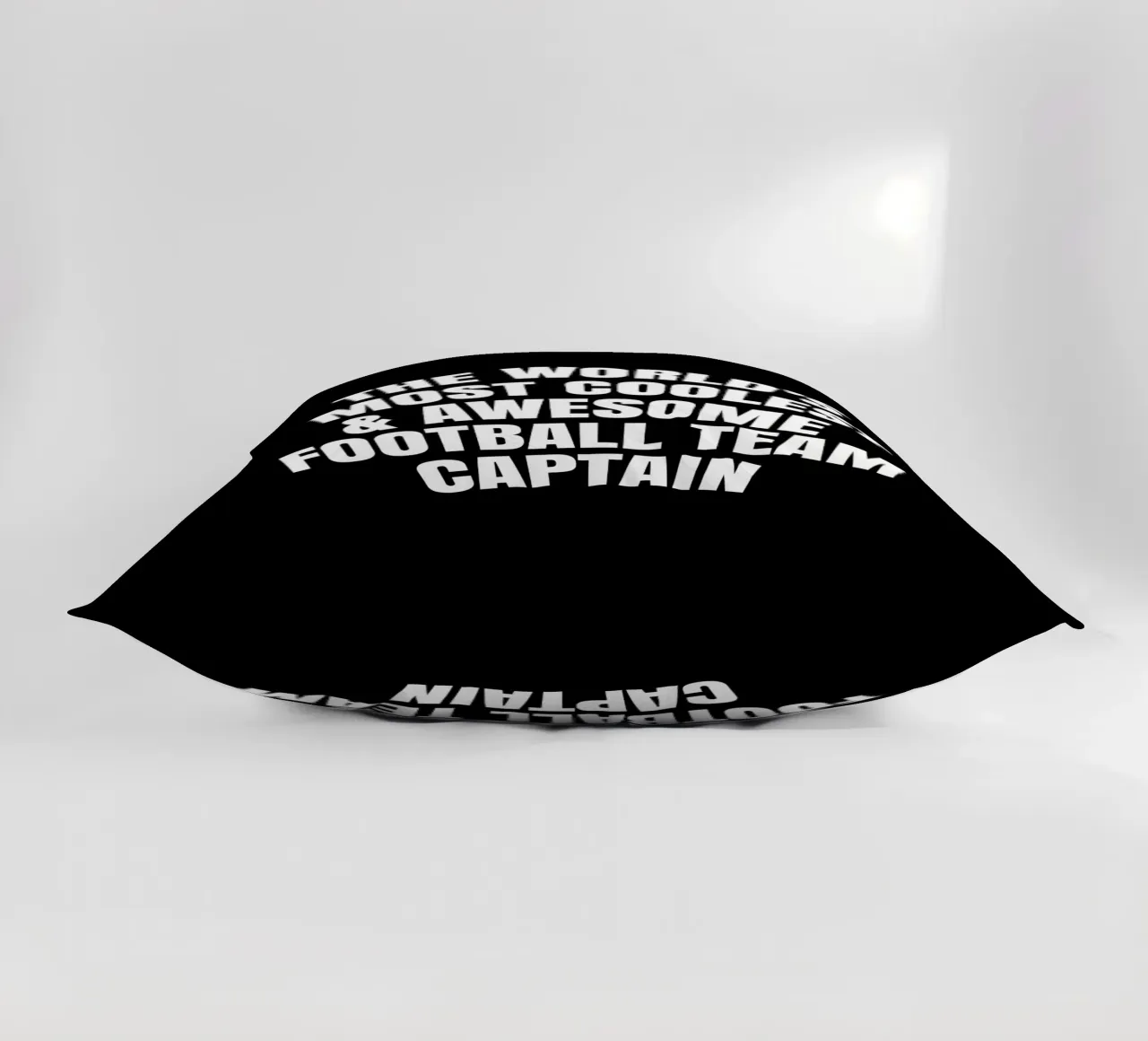 The world's most coolest and awesome football team captain cuscino da happieeagle