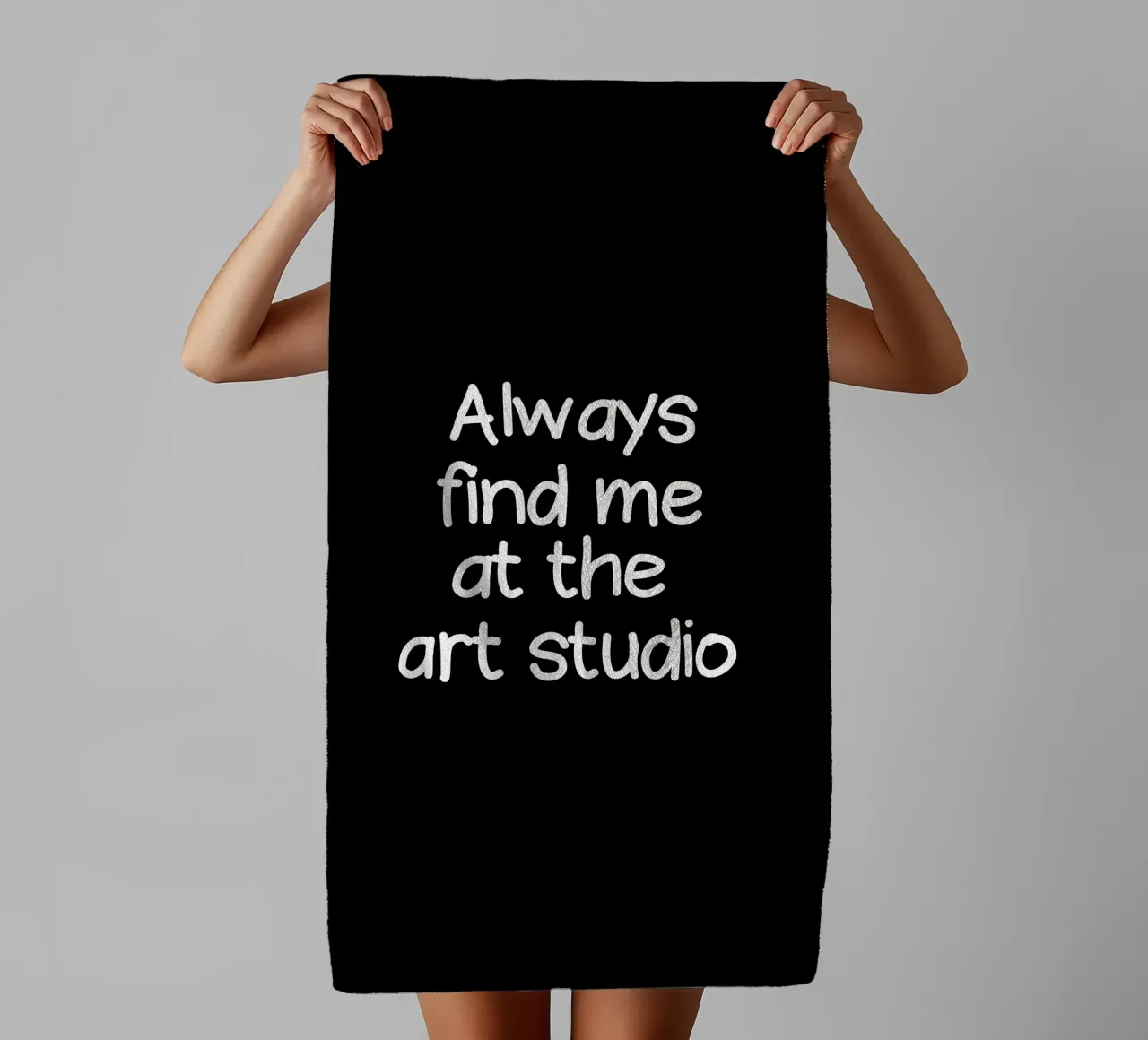 Always find me at the art studio asciugamano da bagno da happieeagle