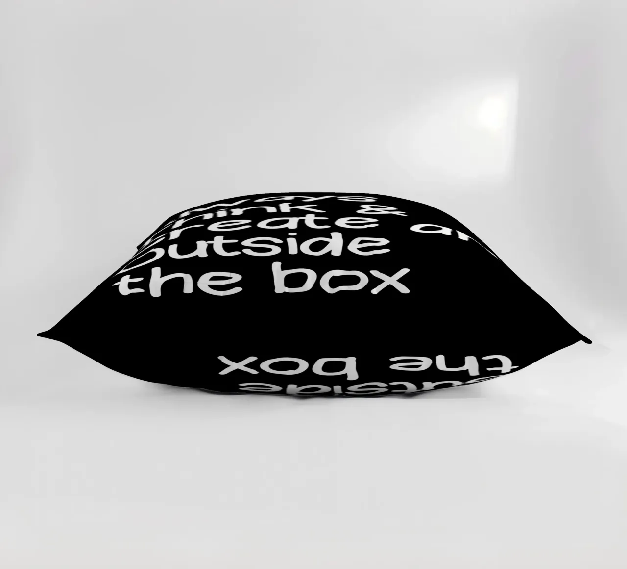 Always  think and create art outside the box cuscino da happieeagle