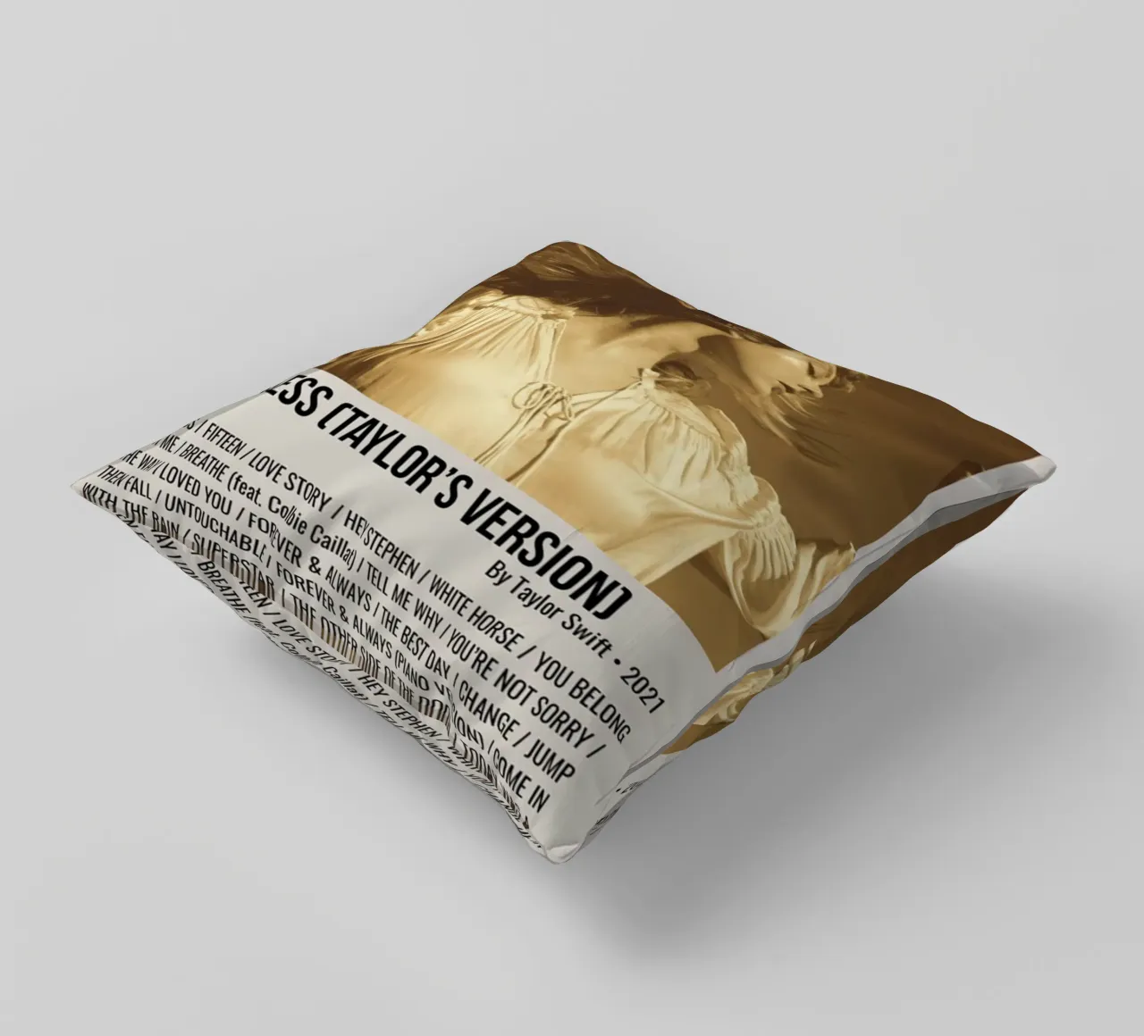 FEARLESS (TAYLOR'S VERSION) By Taylor Swift 2021 coussin de SoundStudio