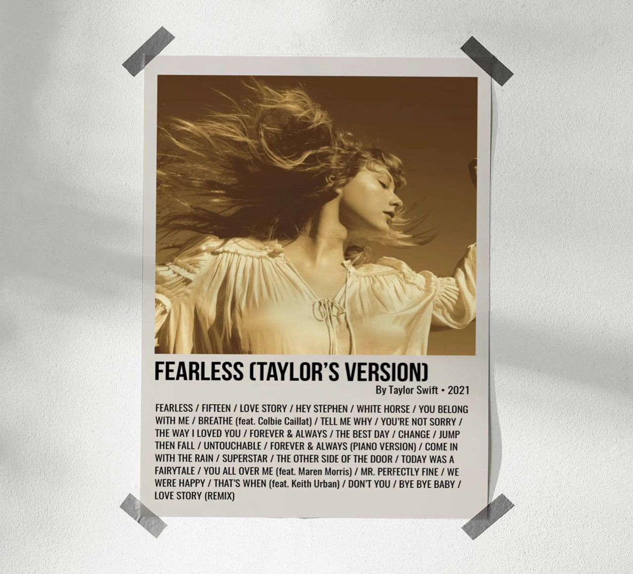 FEARLESS (TAYLOR'S VERSION) By Taylor Swift 2021 poster con telaio in alluminio da SoundStudio
