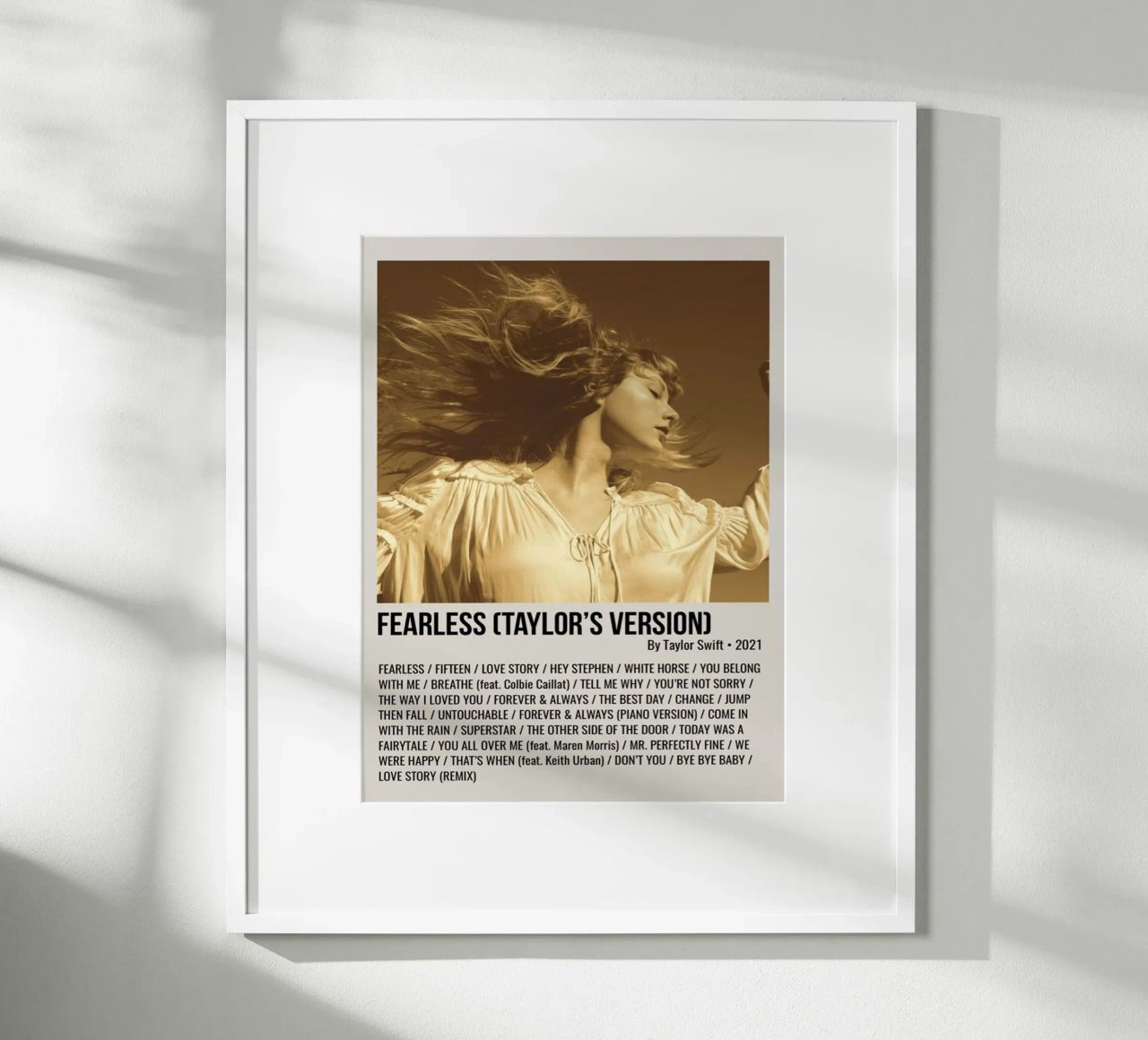 FEARLESS (TAYLOR'S VERSION) By Taylor Swift 2021 poster con telaio in alluminio da SoundStudio