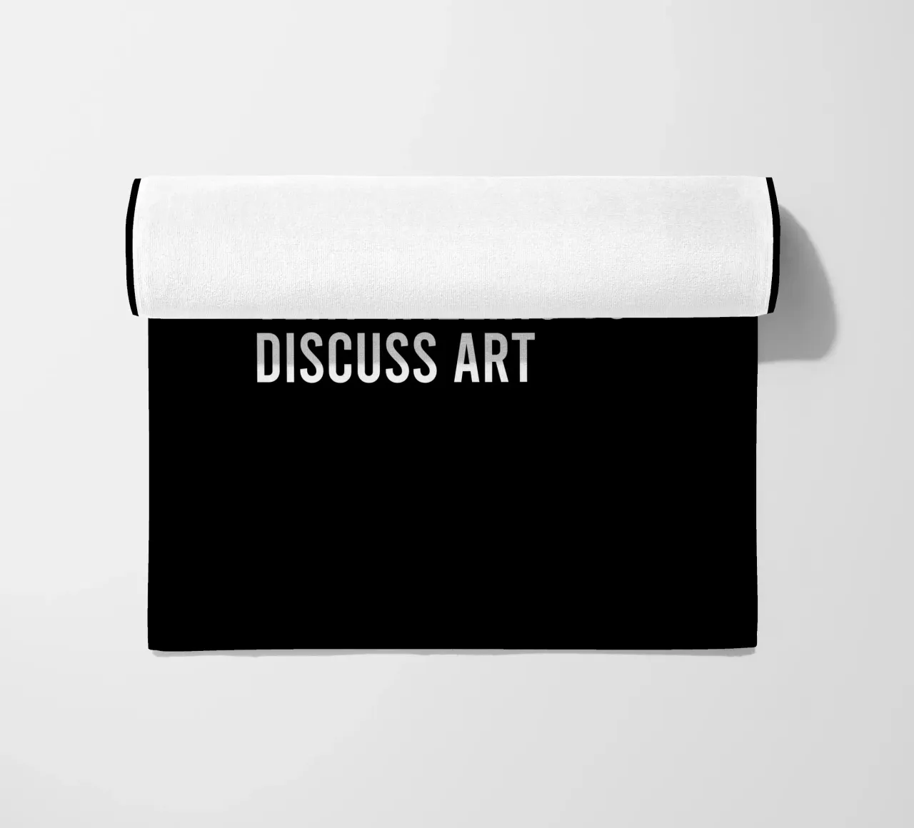Introverted but very willing to discuss art Strandtuch von happieeagle