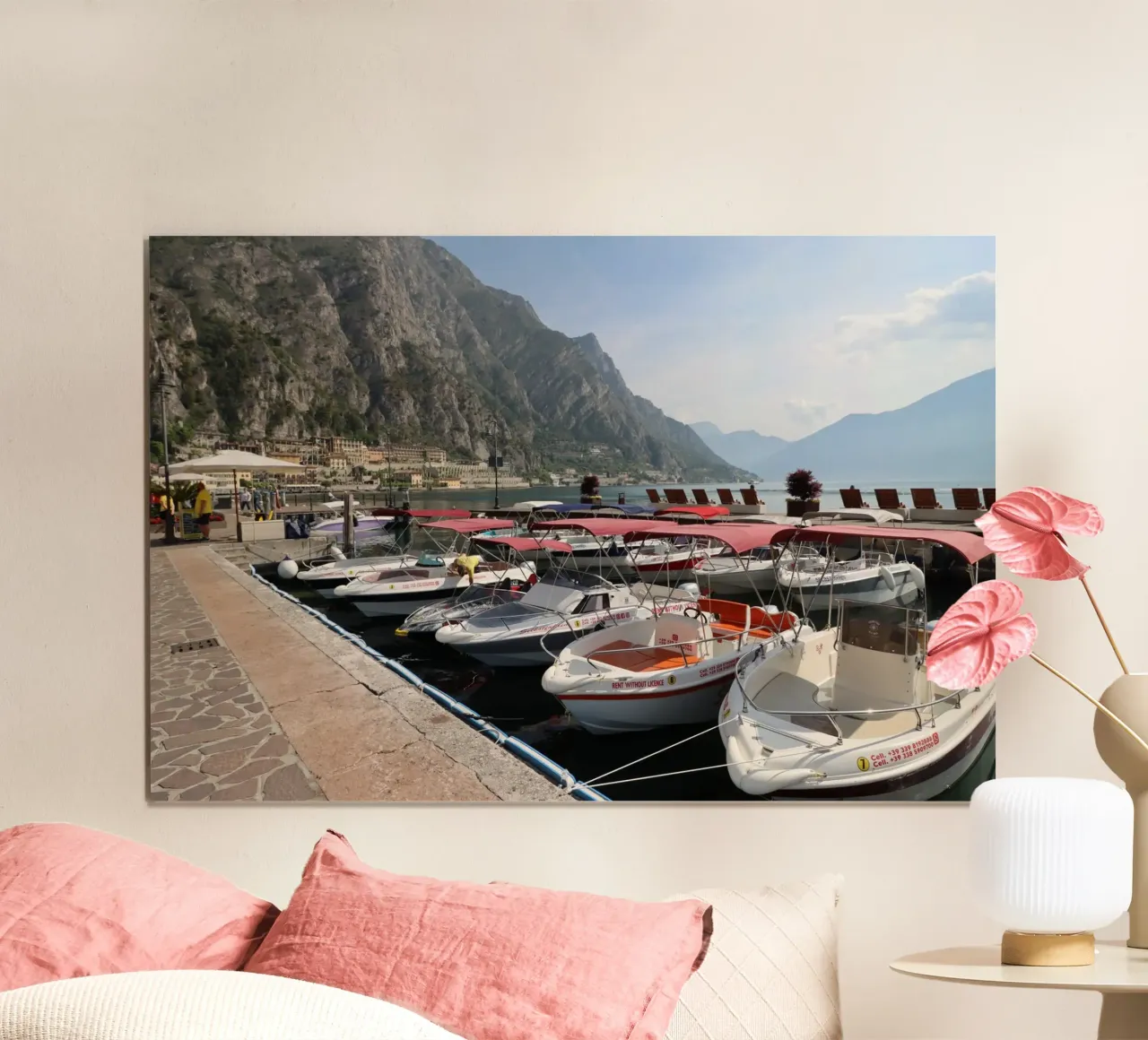 Il porto di Limone sul lago di Garda poster con telaio in alluminio da Alexandra Joseph Fotomomente