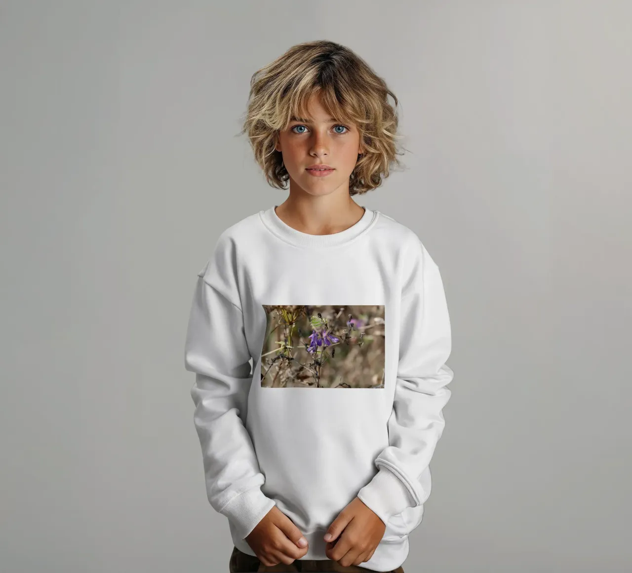 Natural colours kids sweatshirt by Alexandra Joseph Fotomomente
