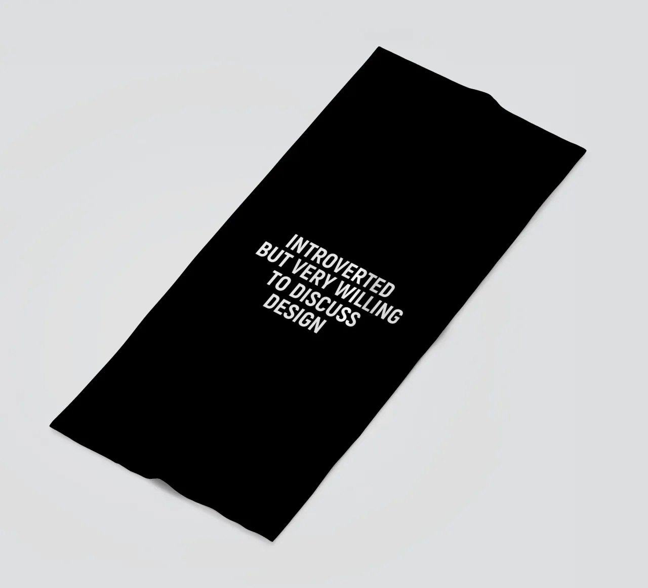 Introverted but very willing to discuss design Strandtuch von happieeagle