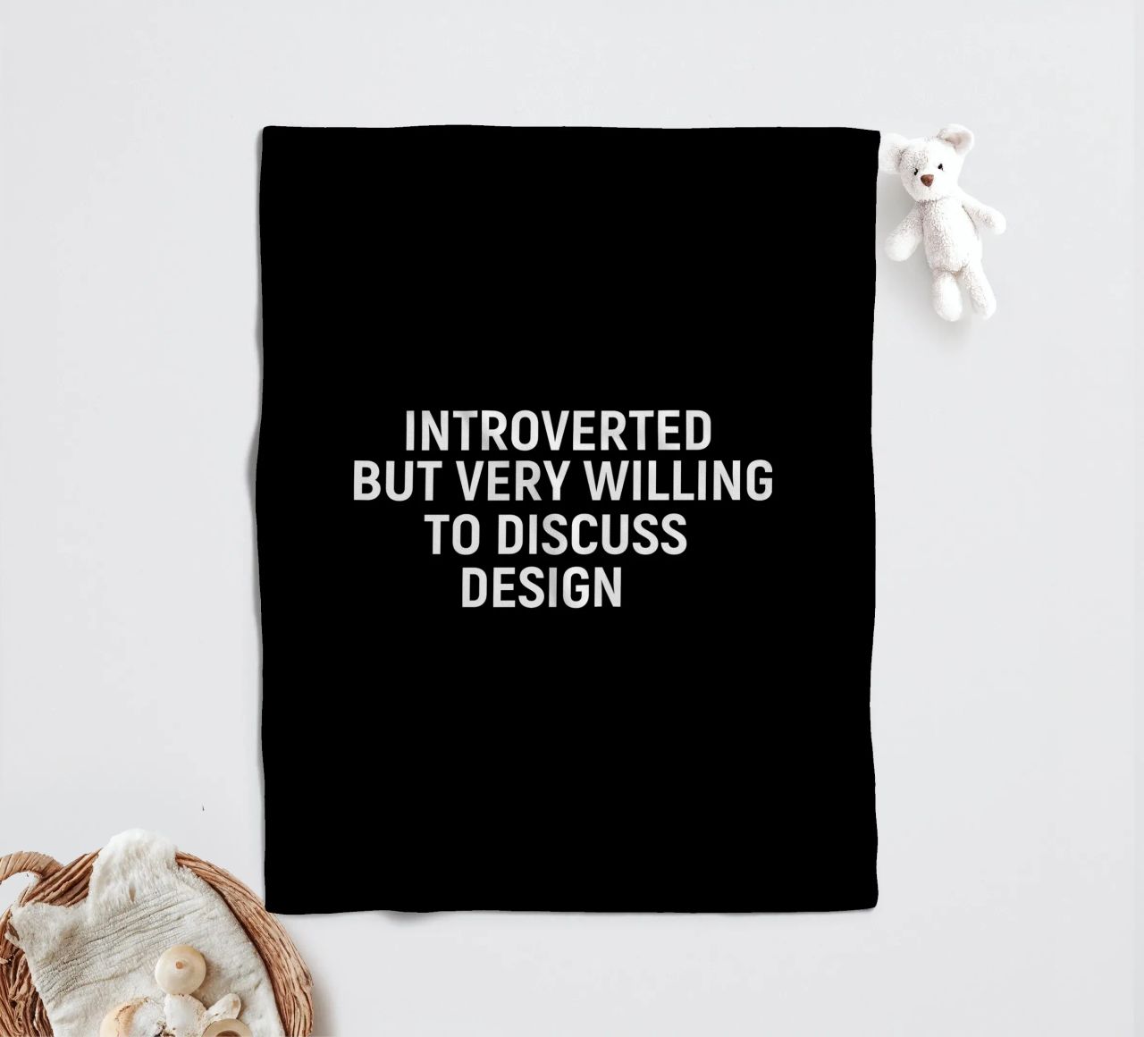 Introverted but very willing to discuss design coperta in pile da happieeagle