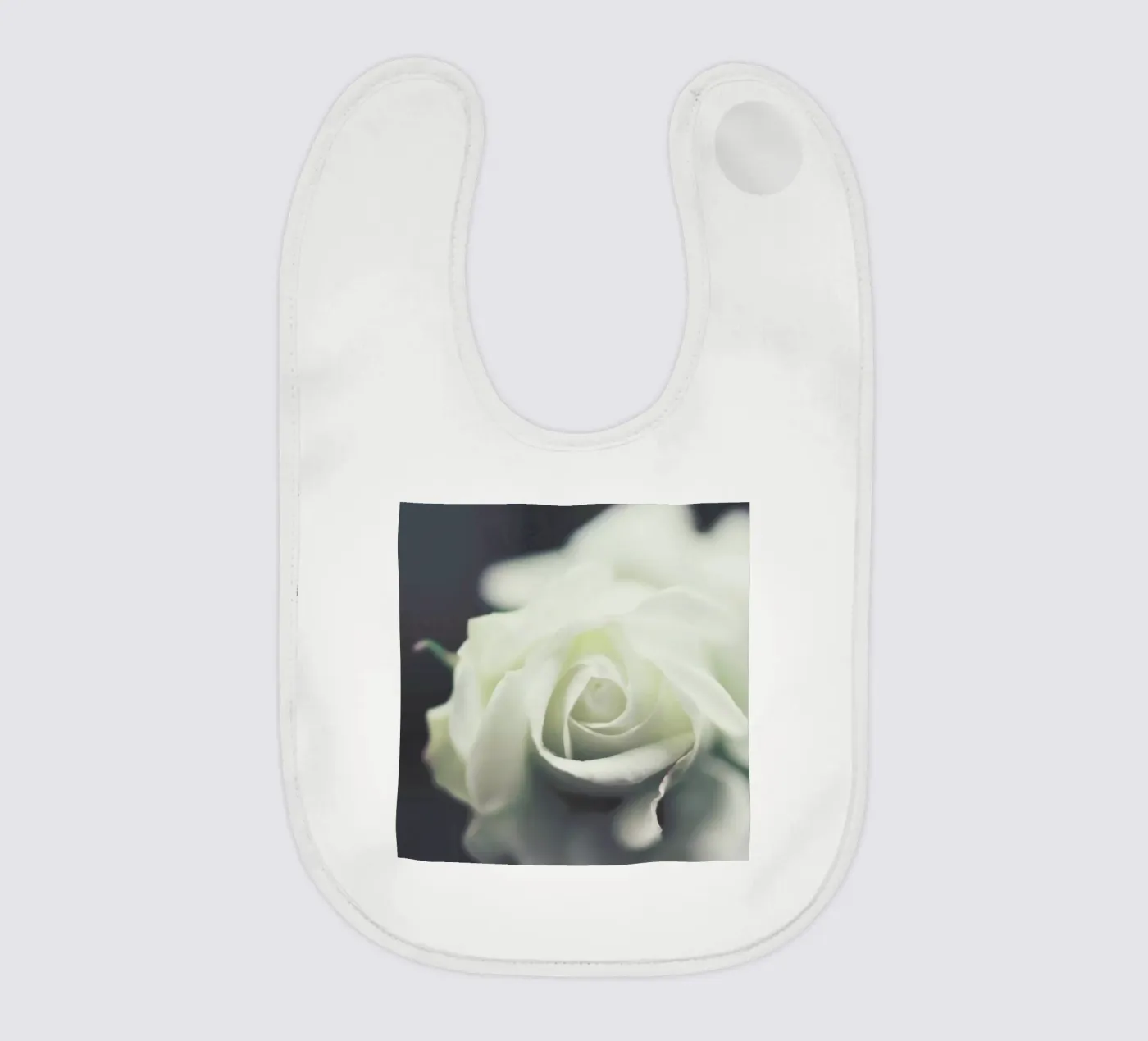 Ivory bavaglino da Ingrid Beddoes