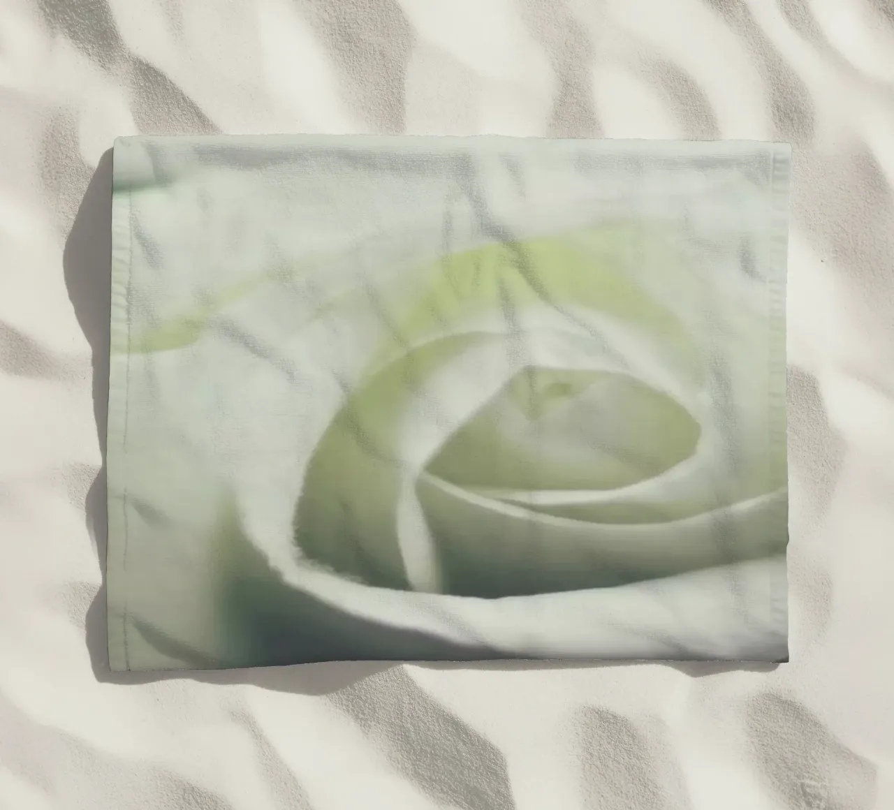 Ivory telo mare da Ingrid Beddoes