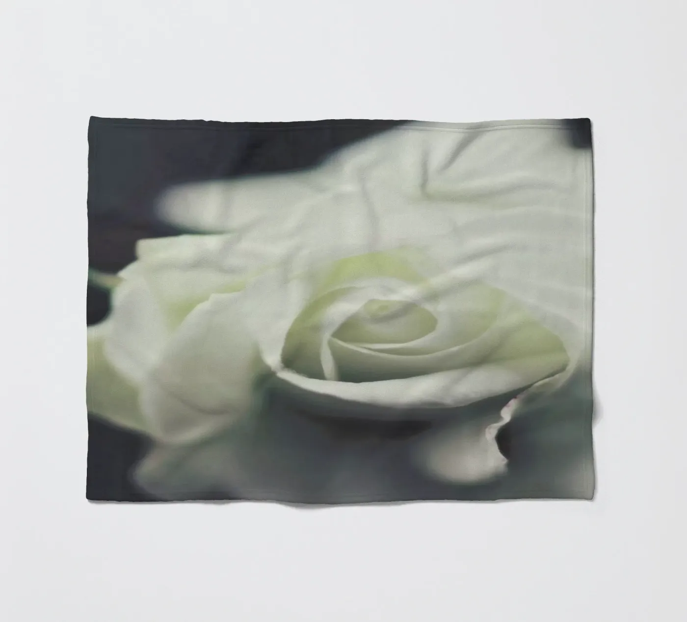 Ivory Fleecedecke von Ingrid Beddoes