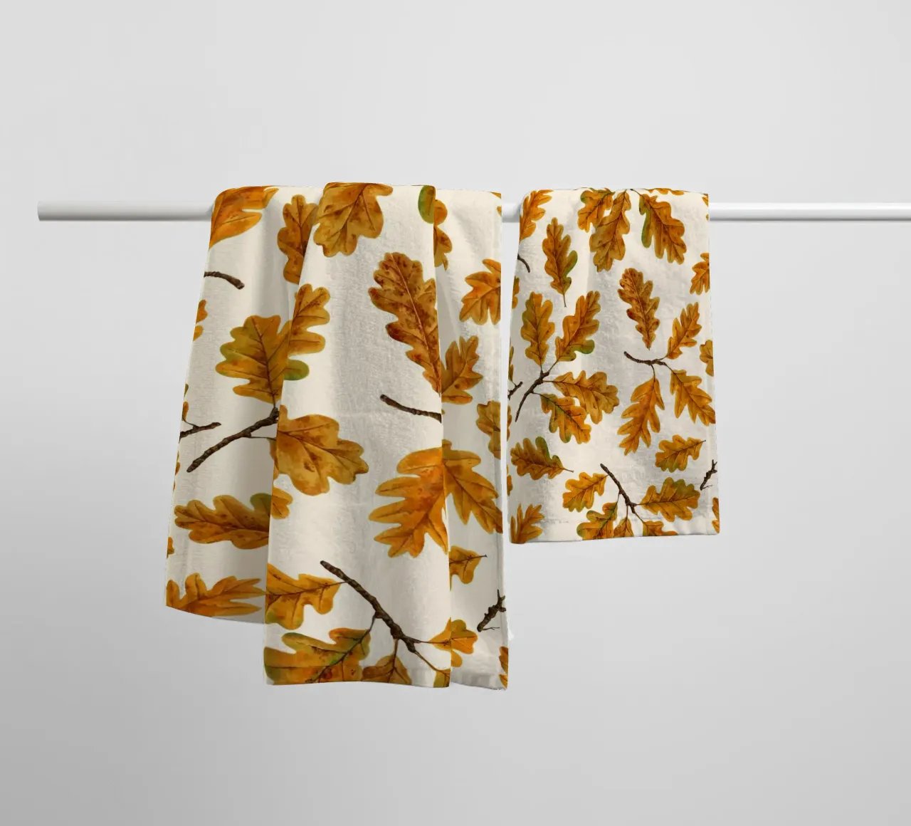 Feuilles de chêne automnales serviette de bain de Painted Nature