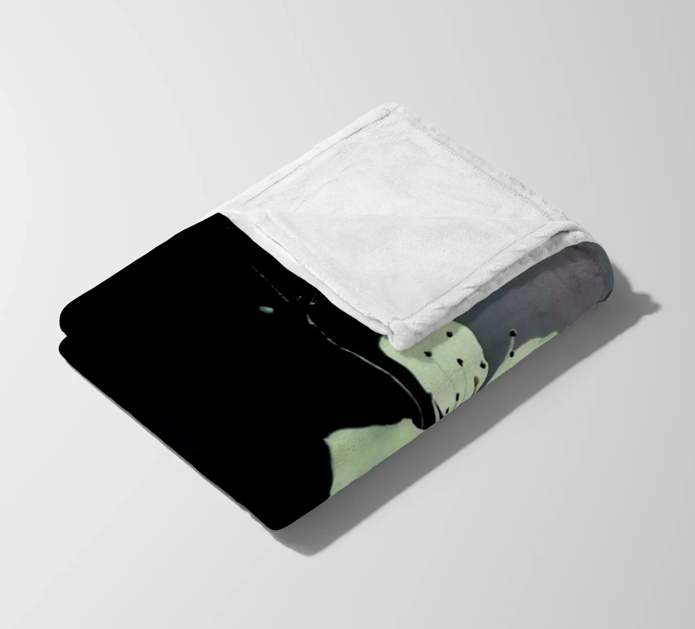 Solitaire fleece blanket by Ingrid Beddoes