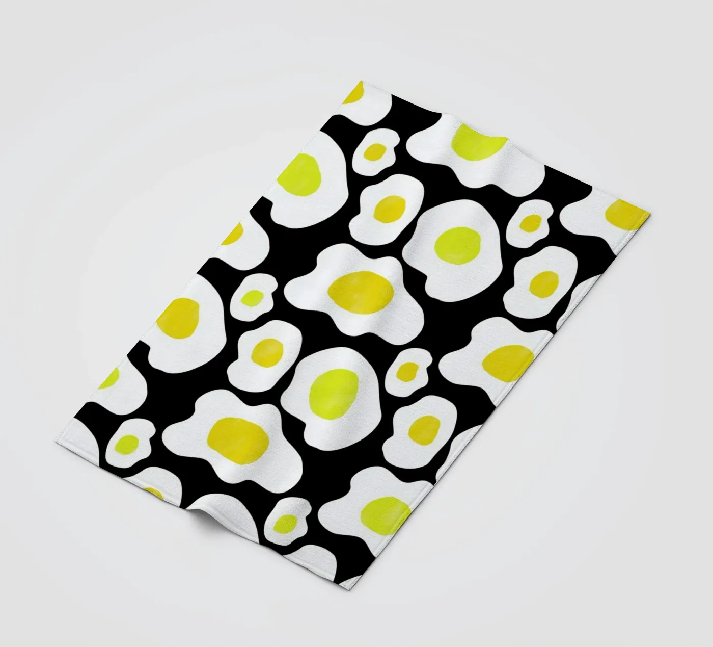 Fried Eggs Fleecedecke von Vasare Nar