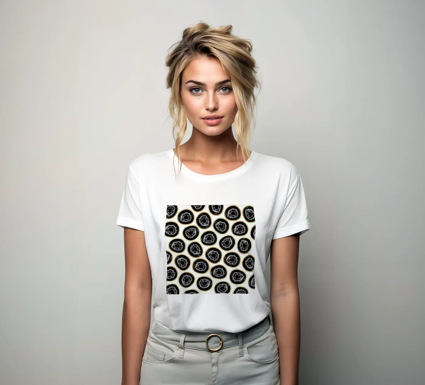 Kiwi Pattern t-shirt da donna da Elisabeth Fredriksson