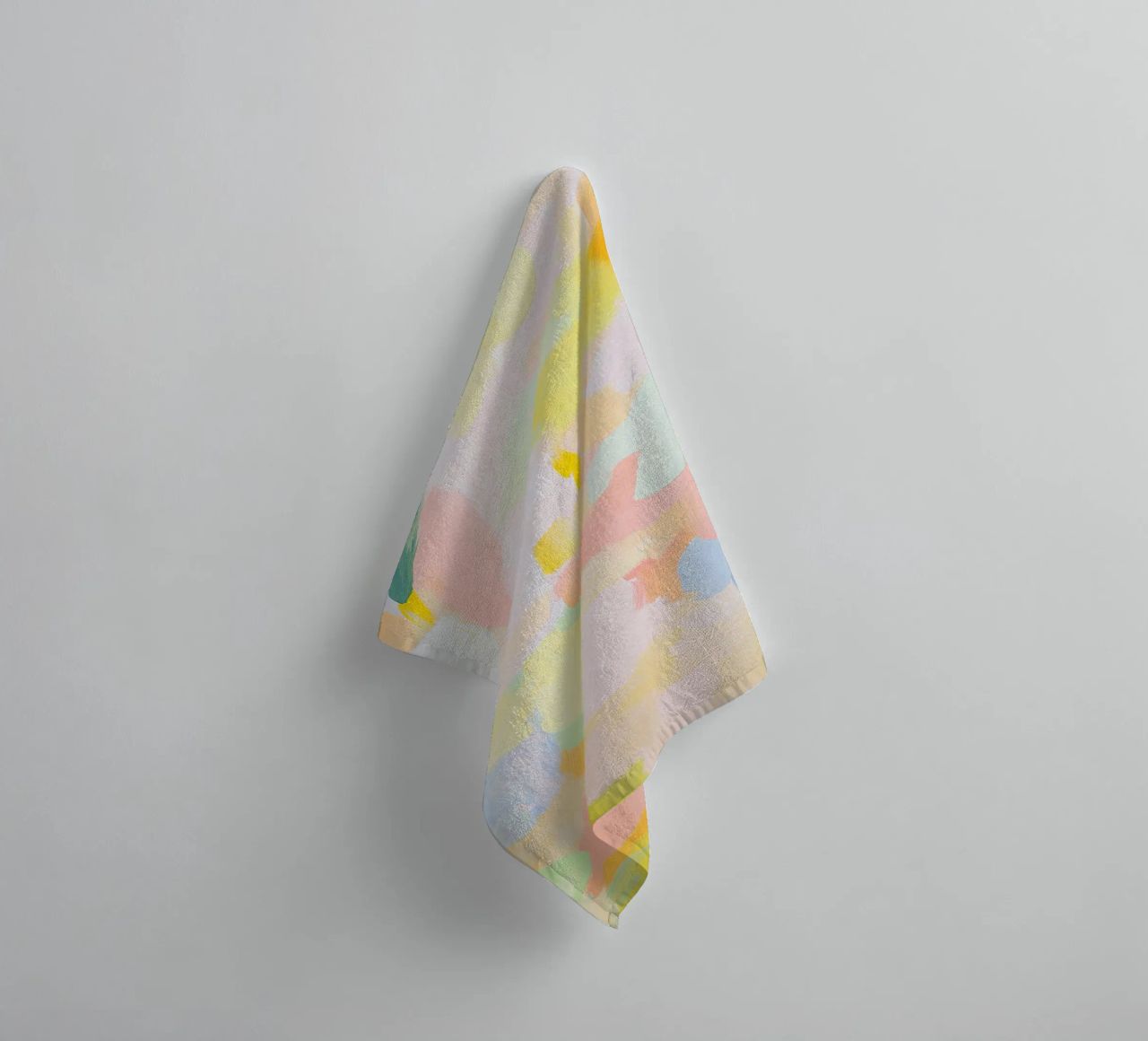 Abstrakt Rosa Licht Frühling Pastell Handtuch von Euphoria Theresa