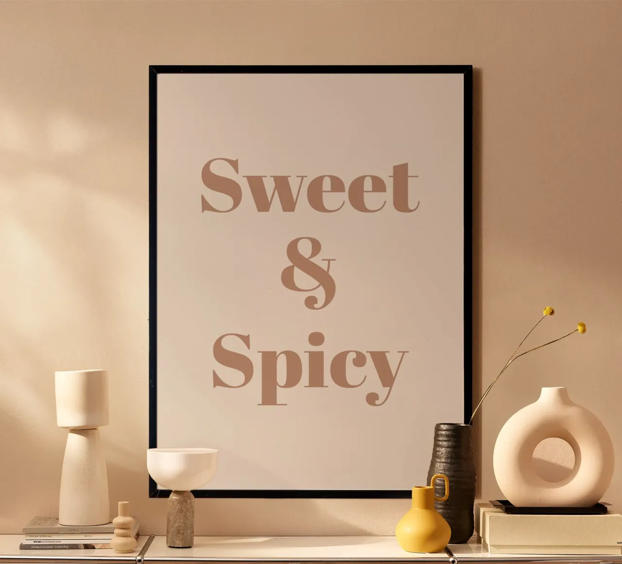 Sweet & Spicy Poster mit Aluminium Rahmen von WORD & WONDER