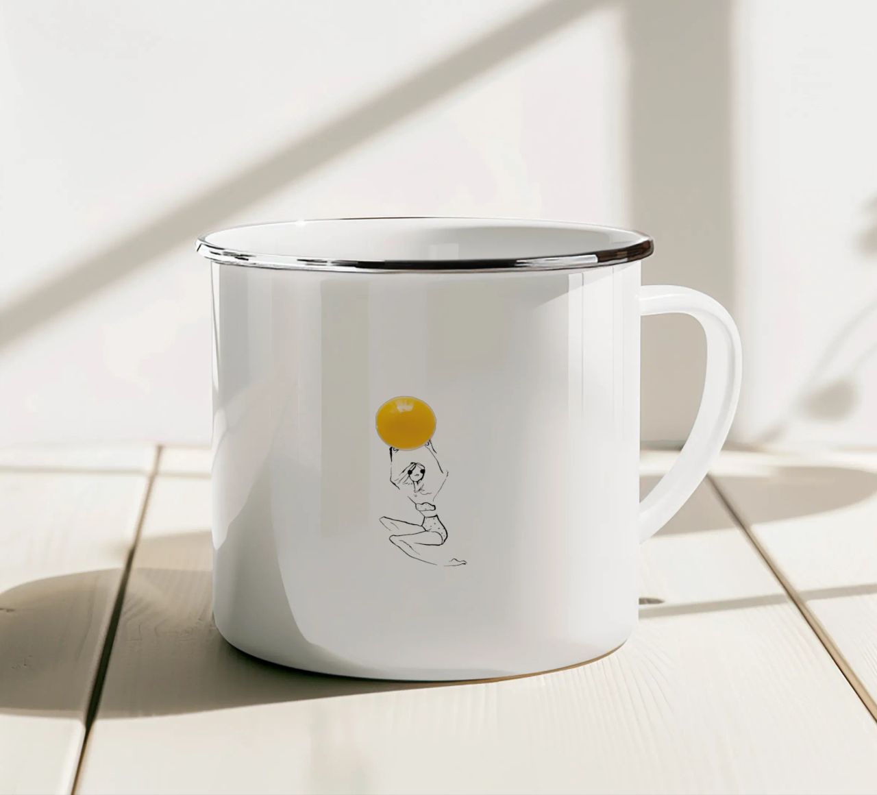 Yolk tazza in smalto da Gretchen Roehrs