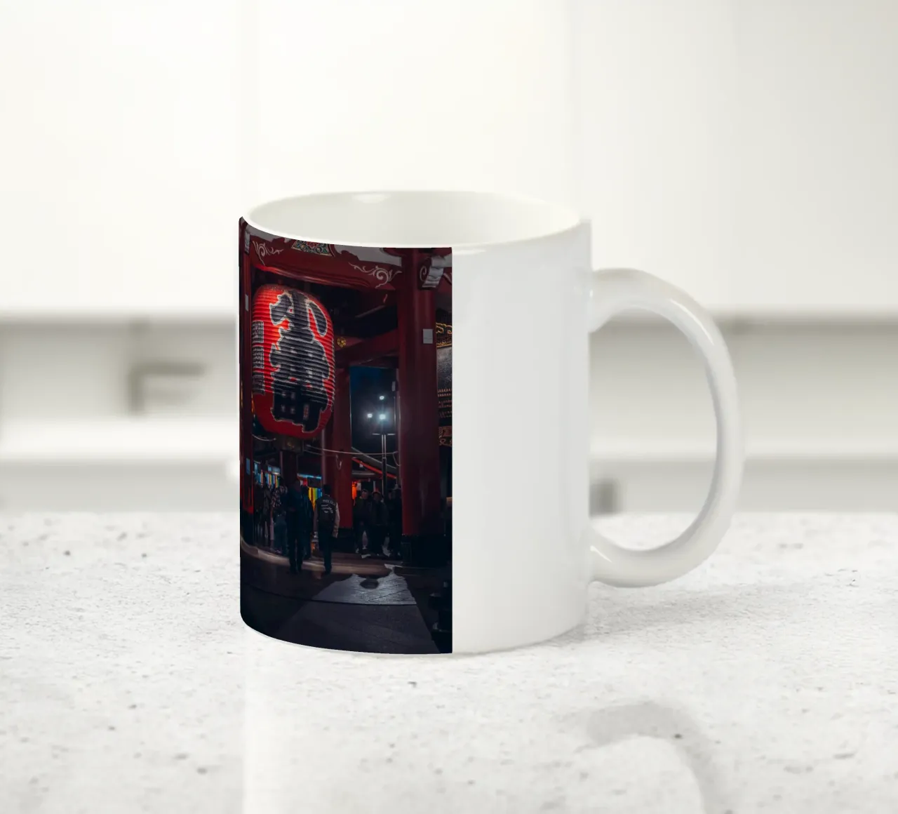 Il Tempio Sensoji di notte tazza in ceramica da Marcel Bisig